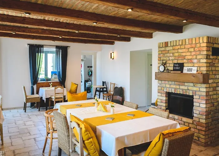 ベッド・アンド・ブレックファスト Vankos 3*